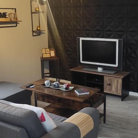 Petite Maison Cosy En Duplex Eguelshardt Esterno foto