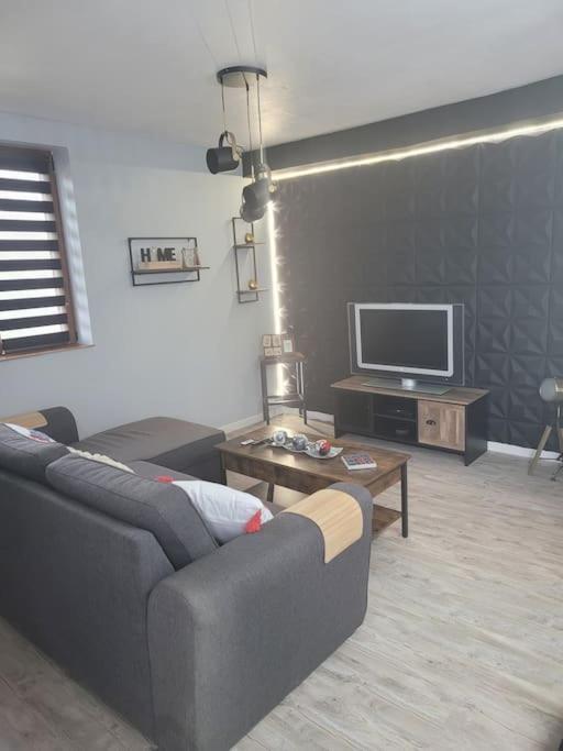 Petite Maison Cosy En Duplex Eguelshardt Esterno foto